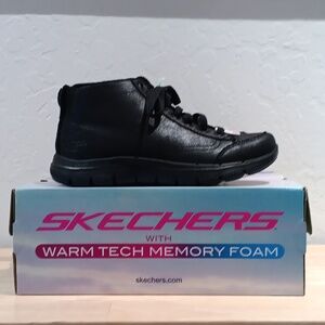 New Skechers Dual-Lite Booties/ Hi-Tops with Memory Foam (NIB)